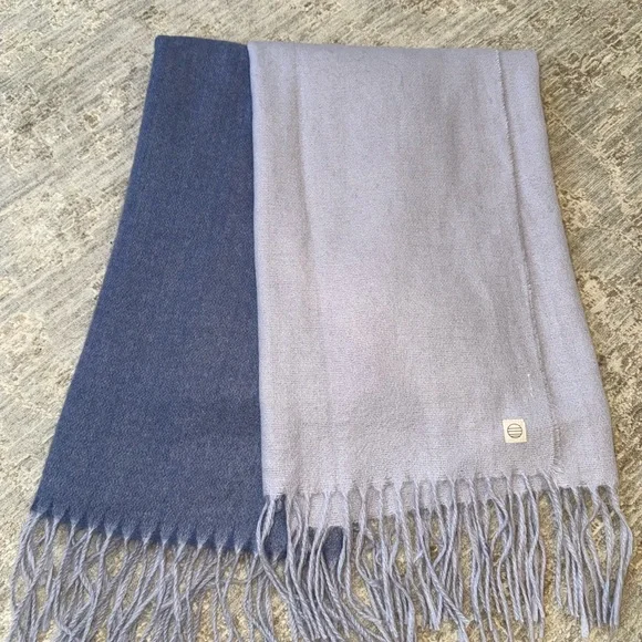 Marine Layer Two-Tone Purple Blanket Scarf - Picture 3 of 5